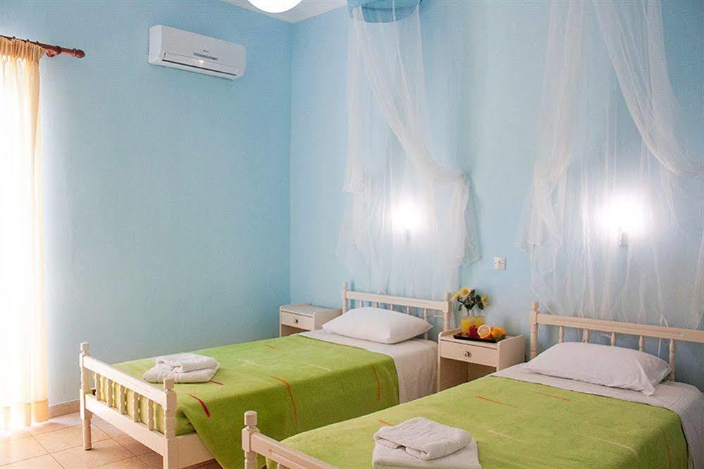 Bella Studios Беницес Екстериор снимка